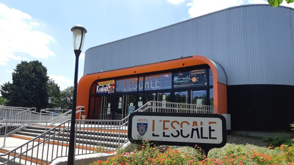 découvrez l'univers fascinant de la robotique à melun. que vous soyez passionné par l'innovation technologique ou à la recherche de formations avancées, explorez les projets, événements et initiatives qui font de melun un hub incontournable de la robotique.