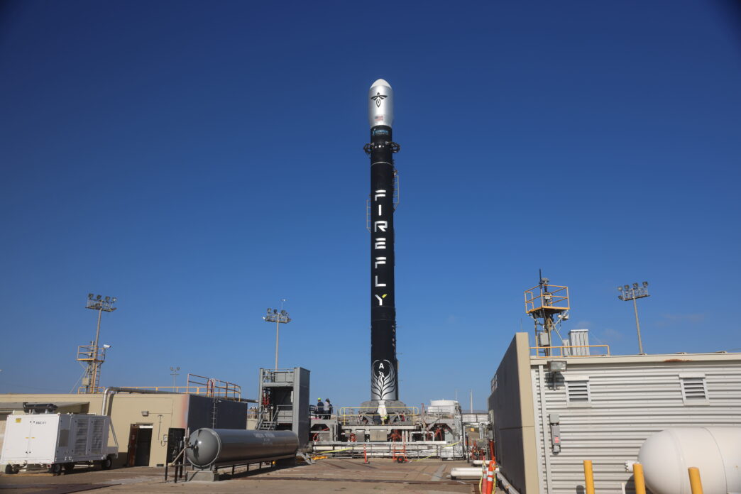 découvrez la victoire spectaculaire de firefly sur spacex, marquant un tournant dans l'industrie spatiale. explorez les détails de cette compétition acharnée et les implications pour l'avenir des lancements spatiaux.