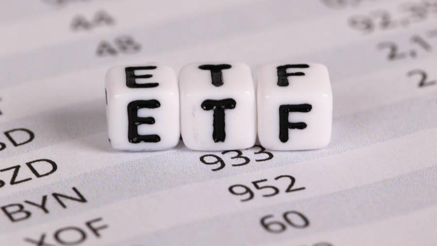 découvrez les meilleures actions et etf dans le secteur spatial. investissez dans l'innovation et le futur de l'exploration spatiale avec notre guide complet sur les opportunités financières dans l'industrie aérospatiale.