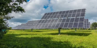 découvrez comment choisir le meilleur système de suivi photovoltaïque pour optimiser la production d'énergie solaire. comparez les technologies disponibles, leurs avantages et leur impact sur votre investissement écologique.