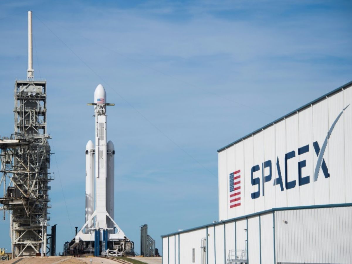 découvrez le travail des ingénieurs de spacex, des esprits brillants qui repoussent les limites de l'exploration spatiale. apprenez comment ils conçoivent, construisent et innovent pour rendre les voyages spatiaux accessibles à tous.