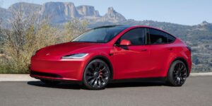 découvrez comment effectuer une mise à niveau de votre tesla model y pour optimiser ses performances, améliorer son autonomie et profiter des dernières fonctionnalités. suivez nos conseils pratiques et nos astuces pour transformer votre expérience de conduite électrique.