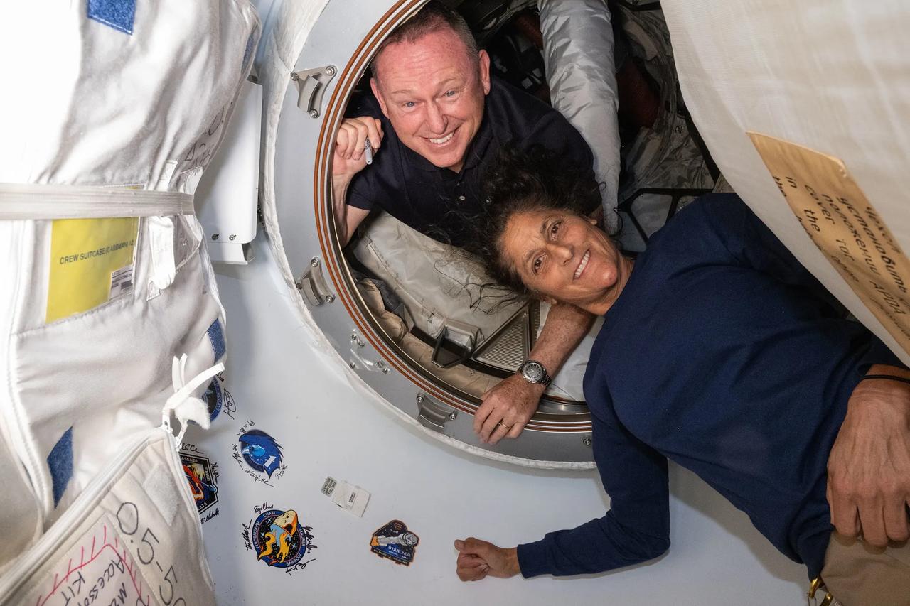 découvrez la mission spatiale de spacex qui transporte des astronautes vers la station spatiale internationale (iss). plongez dans les détails des lancements, des technologies innovantes et des enjeux de l'exploration spatiale.