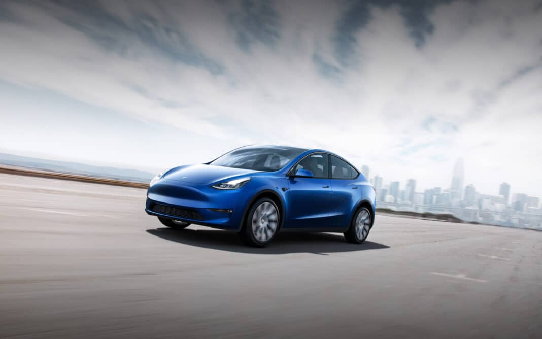 découvrez nos offres exceptionnelles sur la tesla model y ! profitez de promotions limitées et roulez avec un suv électrique alliant performance, confort et technologie de pointe. ne manquez pas cette occasion de passer à l'électrique !