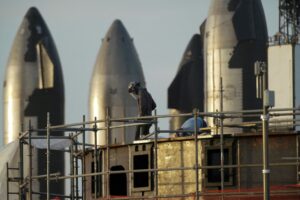 découvrez starbase, la révolution spatiale d'elon musk. cette installation innovante au texas est le berceau des futurs lancements de spacex, visant à conquérir mars et au-delà. plongez dans l'univers fascinant de l'astronautique et les ambitions audacieuses d'elon musk.