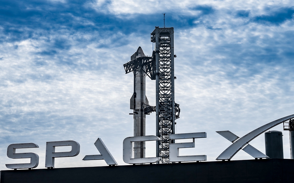 découvrez starbase, la base spatiale officielle du texas, où l'innovation et l'exploration de l'espace se rencontrent. rejoignez-nous pour des événements passionnants et suivez les dernières avancées en matière de technologie spatiale.