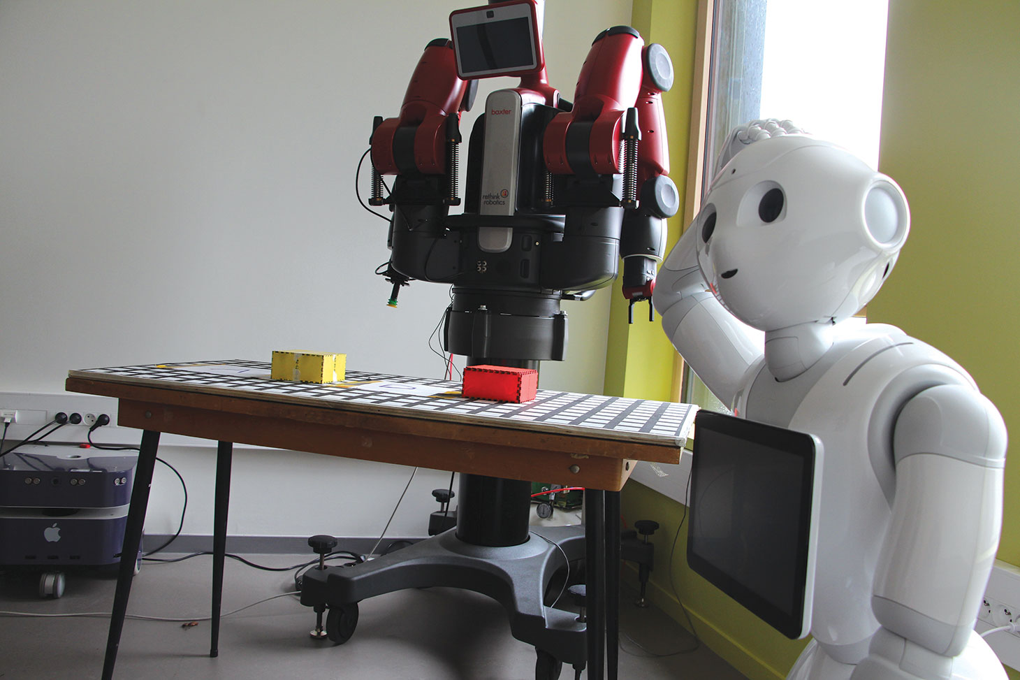 découvrez notre usine de robots guerriers, où l'innovation technologique rencontre la sécurité avancée. plongez dans l'univers fascinant des robots militaires conçus pour protéger et servir, avec des systèmes d'intelligence artificielle de pointe et des designs futuristes.